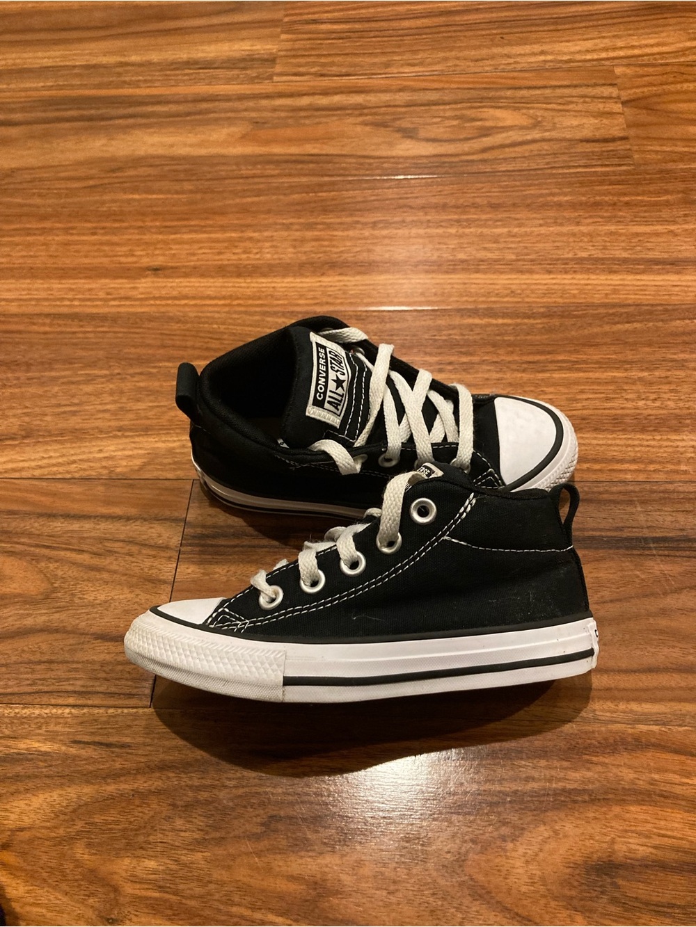 Converse Chuck Taylor All Star Black/White Canvas High Top Sneakers Kids US 12